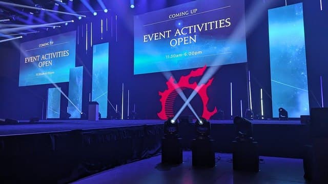 Photo of the Fan Fest stage