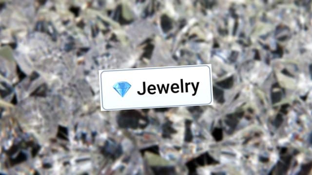 Infinite Craft Jewelry block atop a blurred backdrop featuring sparkling diamond gems